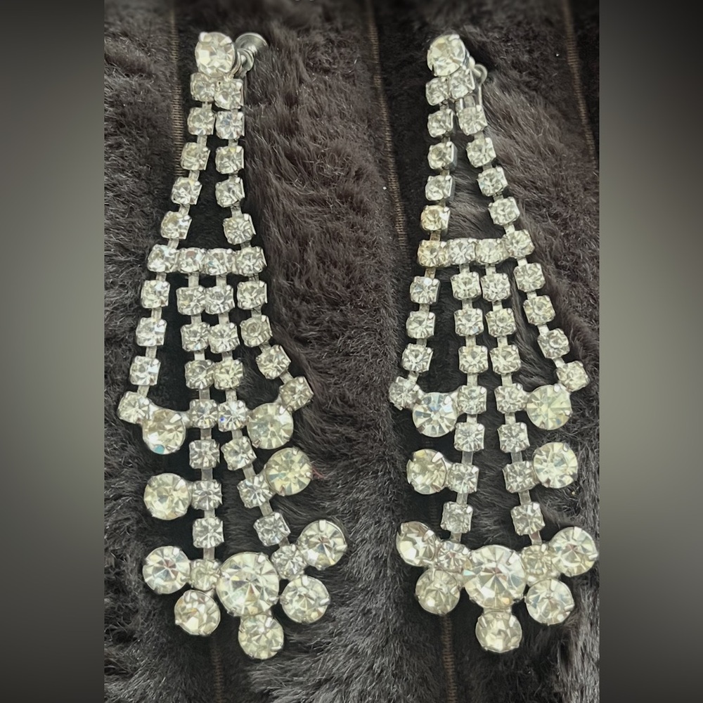 “Icefall Cascade” Elegant Silver Crystal Drop Vintage Earrings